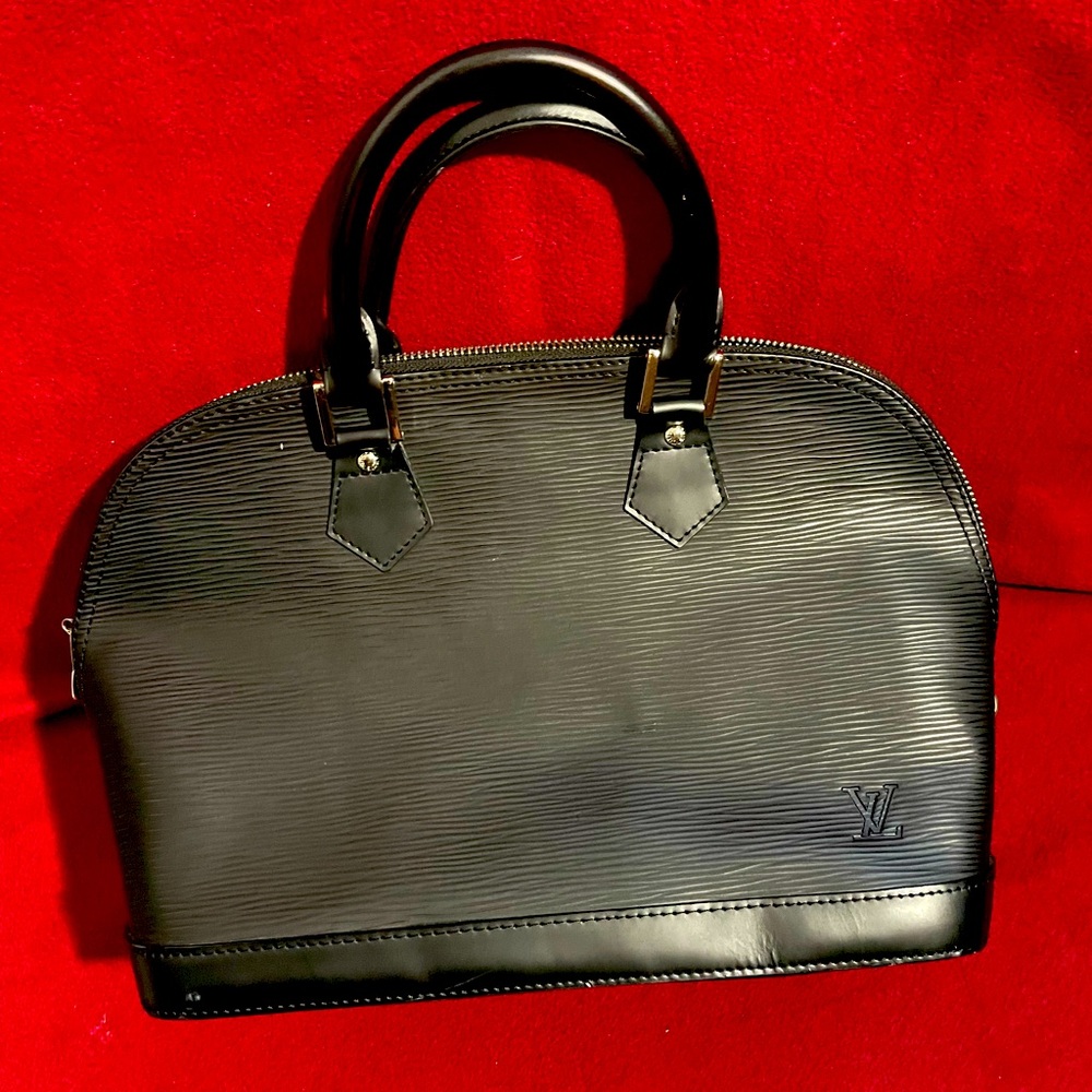 Louis Vuitton Alma Epi Bag